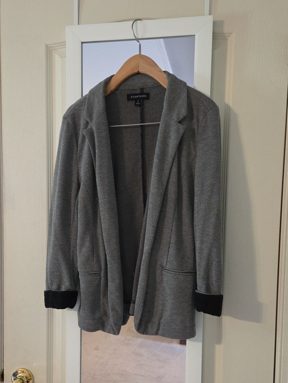 41 Hawthorn Gray Open-Front Knit Blazer Cardigan with Black Cuff Detail - Sz M